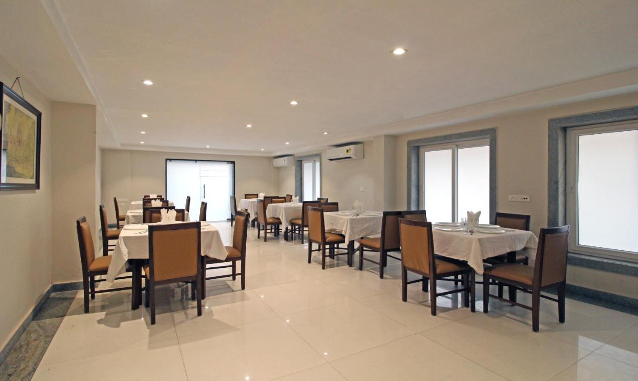 Hotel Treebo Asl Prime, Near Ballygunge Railway Station Kolkata